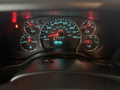 New 2024 GMC Savana 3500 w/ Power Convenience Package image 18