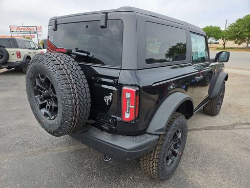 New 2026 Ford Bronco Badlands image 11