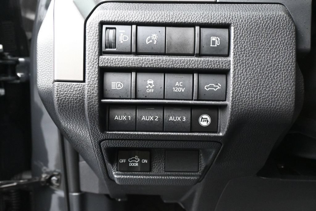 Used 2025 Toyota Tacoma TRD Off-Road w/ TRD Off Road Premium Package AWD/4WD image 16