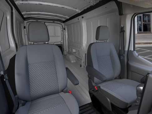 New 2026 Ford Transit 250 148 Medium Roof RWD image 10