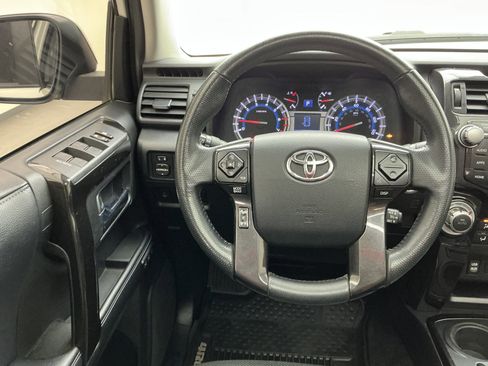 Used 2019 Toyota 4Runner Limited image 21