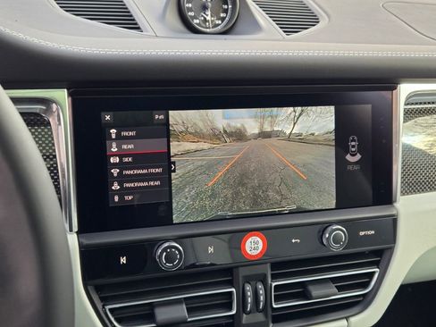 New 2026 Porsche Macan GTS image 24