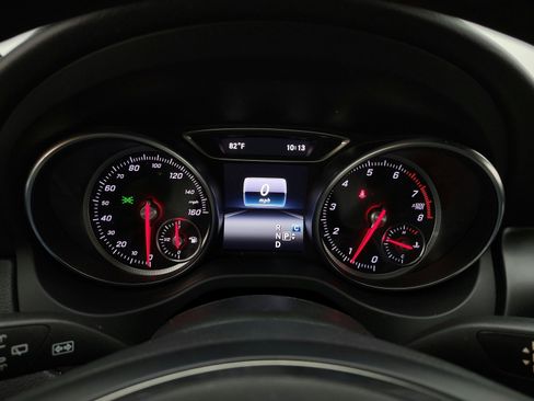 Used 2019 Mercedes-Benz GLA 250 4MATIC image 9