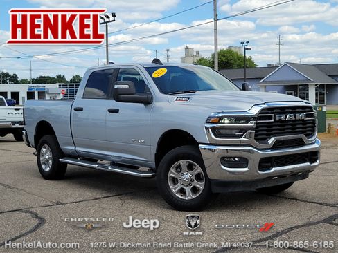 Used 2026 RAM 2500 Big Horn AWD/4WD image 1