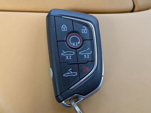 Used 2023 Chevrolet Corvette Stingray Premium Conv w/ Z51 Performance Package image 30