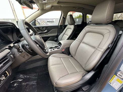 New 2026 Lincoln Corsair Reserve image 18