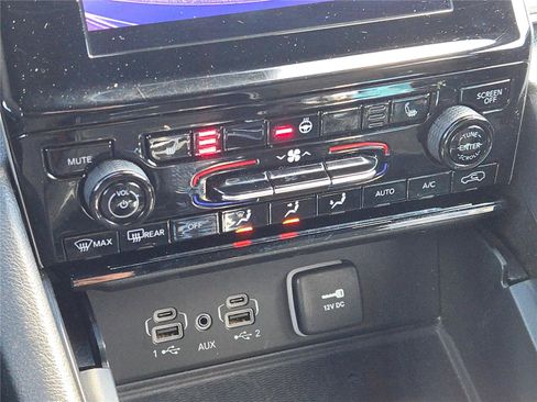 Certified 2024 Jeep Grand Cherokee Altitude image 33