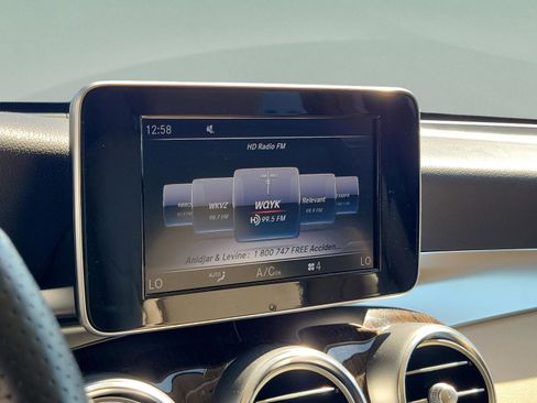 Used 2018 Mercedes-Benz GLC 300 image 20