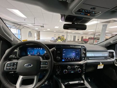 New 2025 Ford F250 Lariat w/ Lariat Ultimate Package image 15