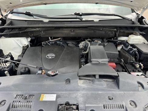 Used 2019 Toyota Highlander Limited Platinum AWD/4WD image 15