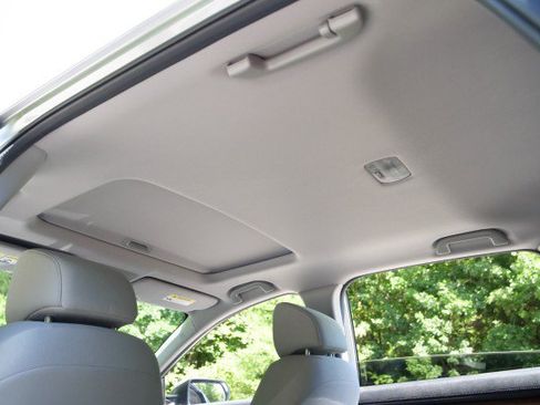 Used 2019 Honda CR-V EX image 29