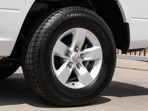 Used 2022 RAM 1500 Classic SLT RWD image 54