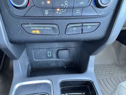 Used 2017 Ford Escape SE FWD image 54
