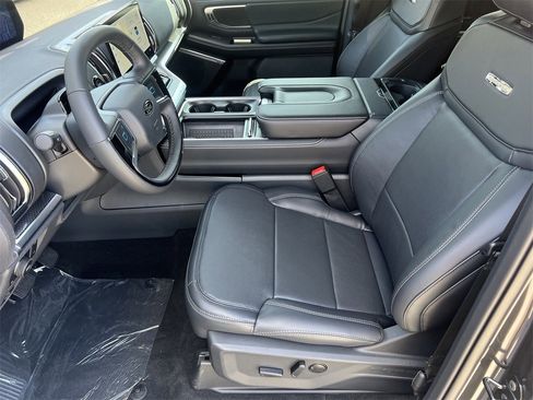 New 2025 Ford Expedition Platinum w/ Stealth Performance Package image 18