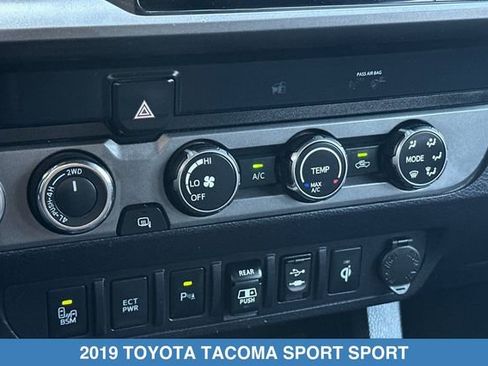 Used 2019 Toyota Tacoma TRD Sport w/ Technology Package AWD/4WD image 21