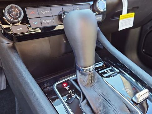 New 2026 Jeep Compass Latitude image 16