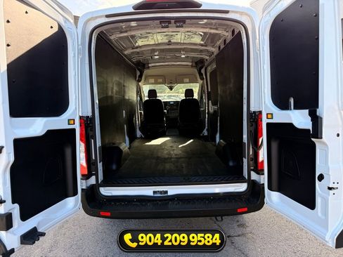 Used 2023 Ford Transit 250 Medium Roof w/ Load Area Protection Package image 26