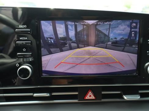 Used 2022 Hyundai Elantra SEL w/ Convenience Package FWD image 38