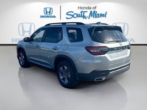 New 2026 Honda Pilot EX-L image 5