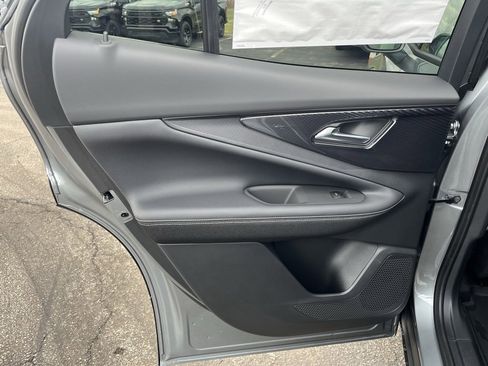 New 2026 Chevrolet Blazer EV LT image 25