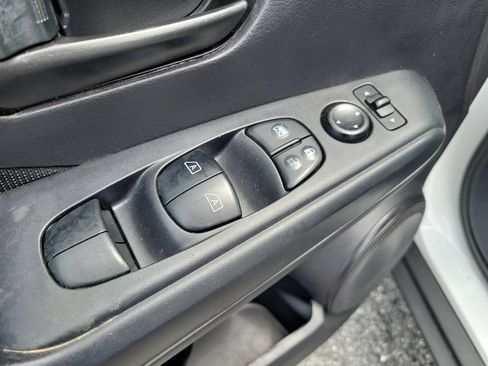 Used 2024 Nissan Kicks S FWD image 27