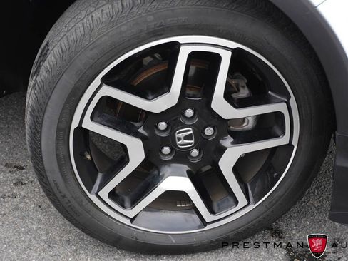 Used 2022 Honda Passport Elite image 2