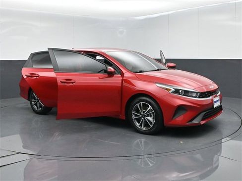 Used 2024 Kia Forte LXS image 59