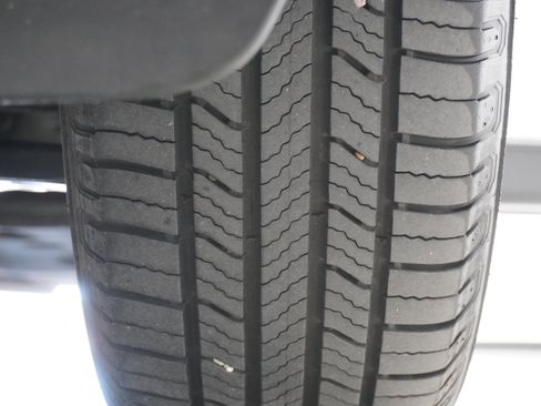 Used 2018 MAZDA CX-5 Sport w/ I-ACTIVSENSE Package image 29