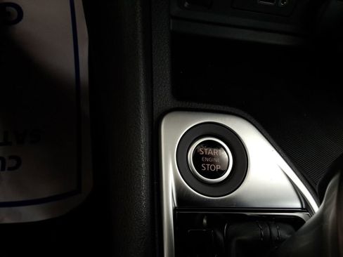 Used 2025 Nissan Sentra SV image 25