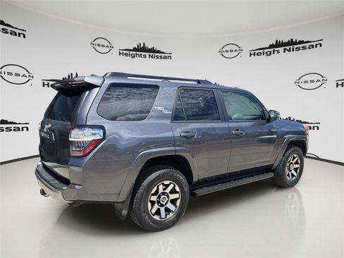 Used 2019 Toyota 4Runner TRD Off-Road Premium AWD/4WD image 6