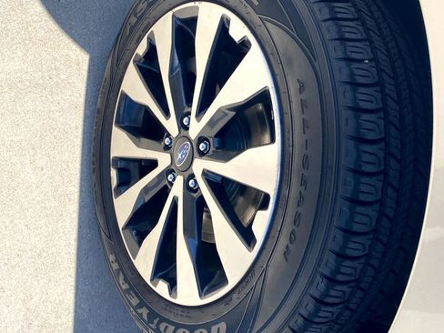 Used 2016 Subaru Outback 2.5i Limited image 11