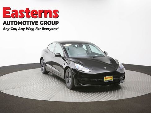 Used 2023 Tesla Model 3 Standard Range image 46