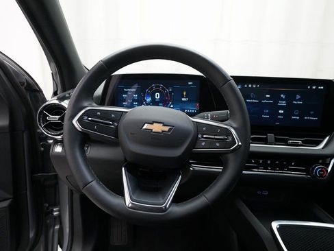 Certified 2025 Chevrolet Equinox LT image 4