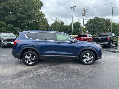 Used 2023 Hyundai Santa Fe SE FWD image 2