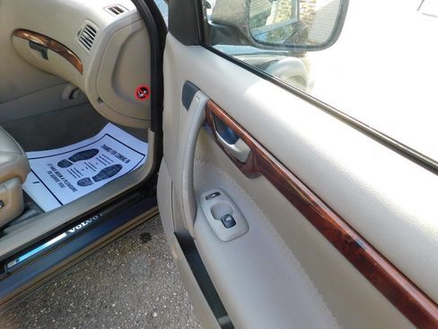 Used 2006 Volvo XC70 image 20