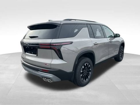 New 2026 Chevrolet Traverse Z71 w/ Enhanced Driving Package image 5
