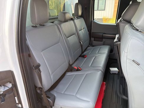 Used 2022 Ford F150 XL RWD image 21