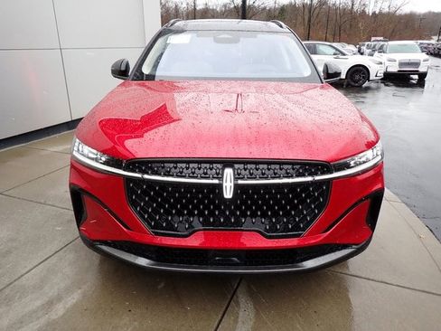 New 2026 Lincoln Nautilus Reserve image 16