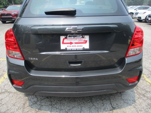 Used 2019 Chevrolet Trax LS FWD image 17