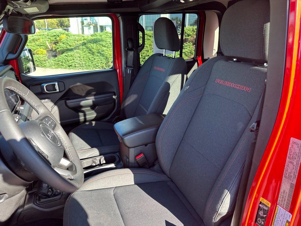 Used 2026 Jeep Gladiator Rubicon AWD/4WD image 12