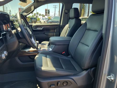 Used 2024 GMC Sierra 1500 Elevation w/ Elevation Premium Package AWD/4WD image 19