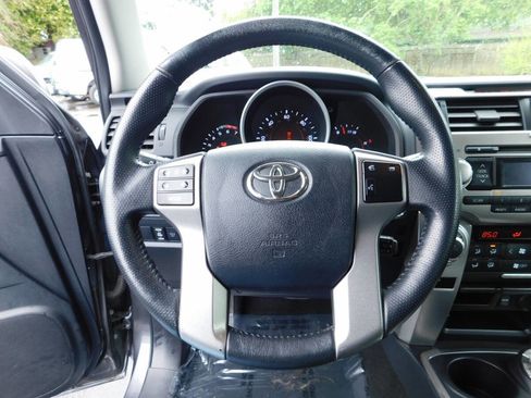 Used 2011 Toyota 4Runner Limited AWD/4WD image 8