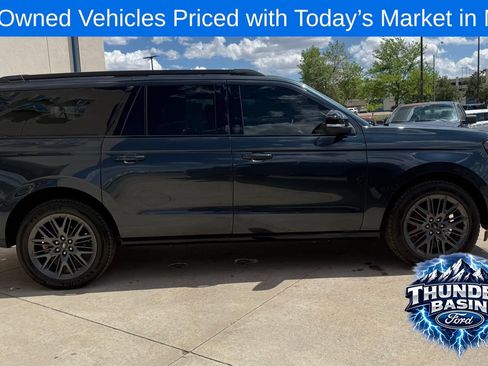 Used 2025 Ford Expedition Max Platinum w/ Stealth Performance Package AWD/4WD image 6