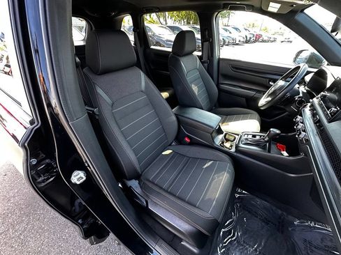 Used 2024 Honda CR-V Sport image 14