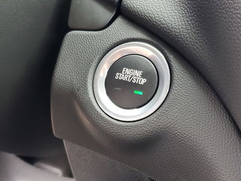 Used 2024 Chevrolet Equinox LT w/ LPO, Floor Liner Package FWD image 15