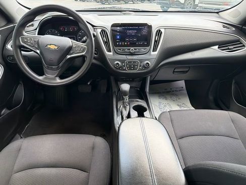Used 2024 Chevrolet Malibu LT FWD image 22