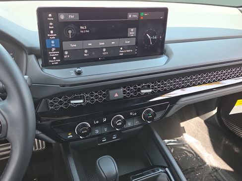 Certified 2024 Honda Accord Sport image 27