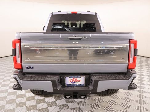 Used 2024 Ford F250 Platinum image 23