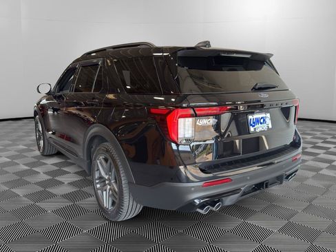 Used 2025 Ford Explorer ST w/ Sun And Sound Package AWD/4WD image 3
