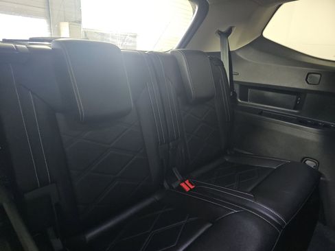 Used 2025 Volkswagen Atlas SE w/ Panoramic Sunroof Package image 13